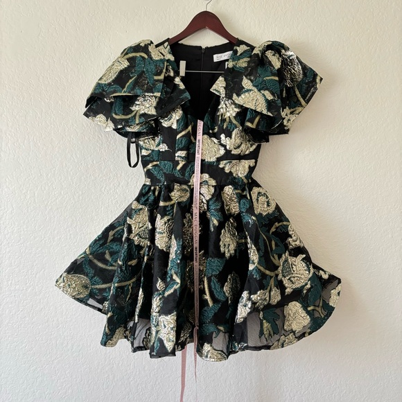 NWT Mac Duggal Bow Shoulders Emerald Brocade V Neck Mini Dress With Pockets XS - Picture 4 of 9